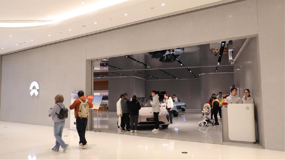 零首付、免费换电、智驾权益 新能源车企花式促销激战蛇年